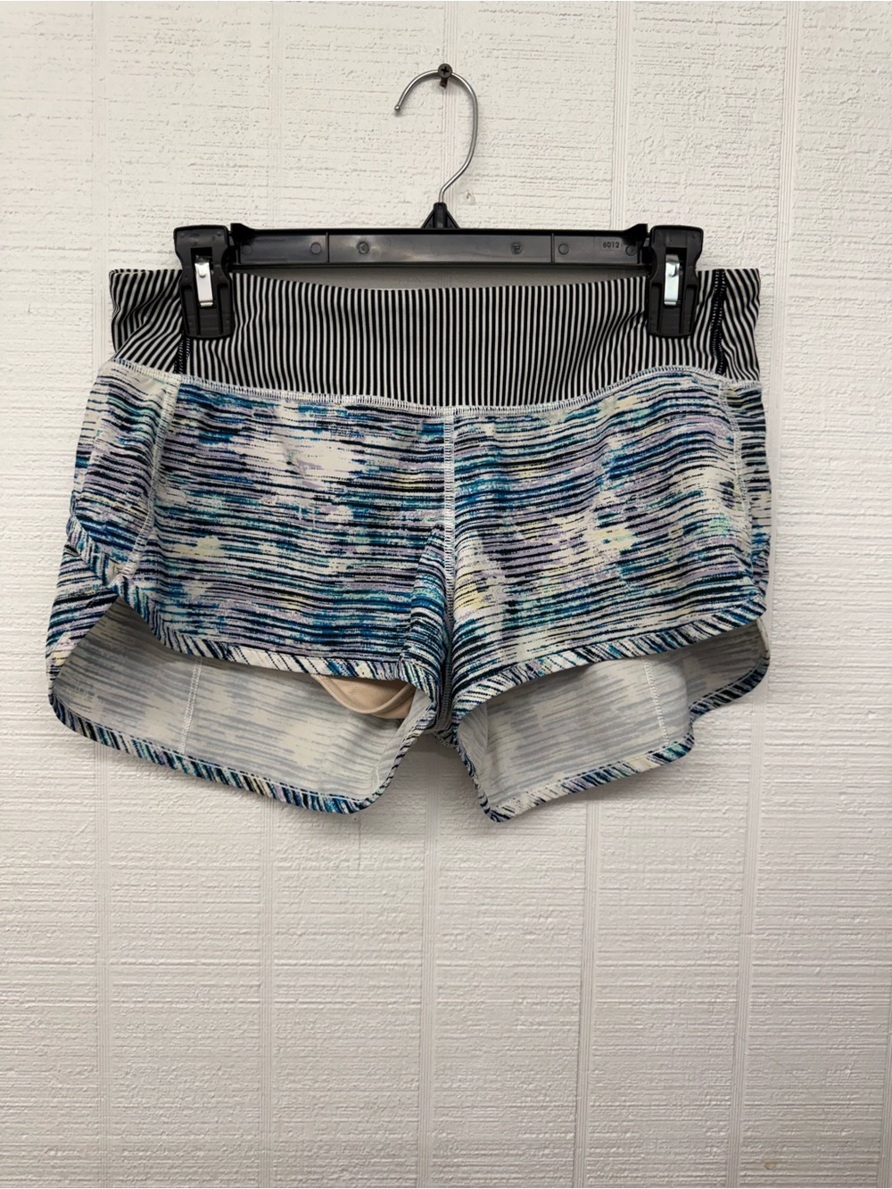 lululemon athletica Striped Waistband Blue Multi Athletic Shorts
